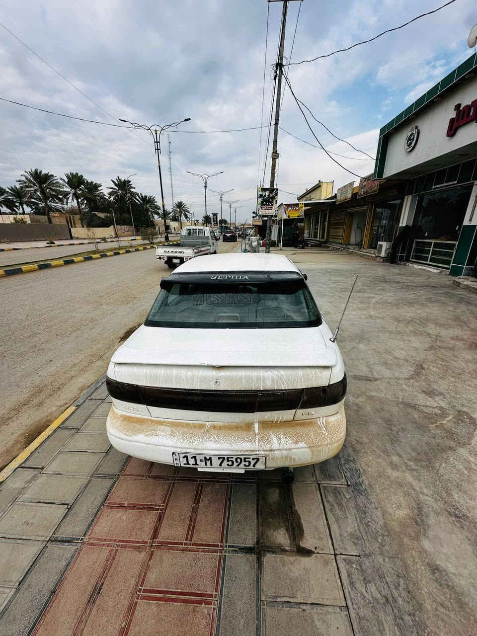 سلام عليكم
كيا سيفيا لون ابيض
رقم بغداد انكليزي
كير ومكينه حاويه
تخم تاير جديد
صدر خلفي امامي مع الدبلات تبديل جديد
ضفيره جديده 
لاستيك بوب مع جنطه تبديل جديد
اقفال بوب مع الجنطه جديد 
جام كهربائي شغال اربع بوب
ماطورات جام جدد
منضومه بانزين مع قاعده فيت بم جدد
سياره عليها ادامه كامله ماناقصه برغي ماتصرف عليها ربع 
مداور ثاني يوم 
المكان واسط الاحرار 
السعر 41وبي مجال
تلفون ***********
