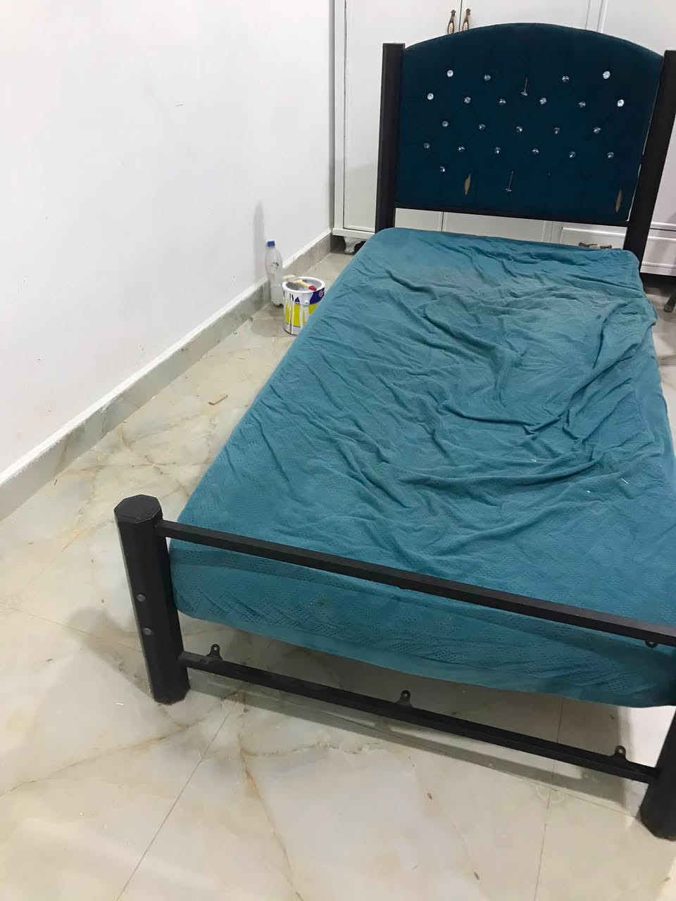 جربايه نفر حديد لبيع نضيفه مكان سماوه شراي مراسله ***********
