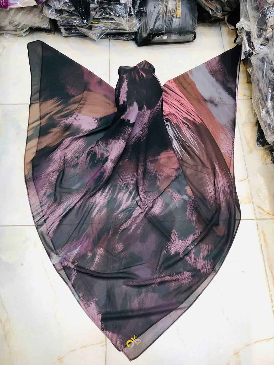 حجابات جرجيت مشجرة قياس متر ١٢٠
متوفر جميع انواع موديلات حجابات قطنيه و جرجيت 

العنوان _ بابل قضاء القاسم 
واتساب _ ***********
متوفر توصيل لجميع المحافظات العراق 🇮🇶
