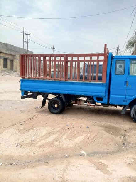 كيه بنكو رقم كربلاء مكفوله من محرك وكير واكسن وكهربائيته كله شغاله حداديته جديده مشروع وطني مصبوغه إجماليه سياره نضيفه كبل للشارع ماعوزه شي سعرها 53وبيه مجال بسيط العنوان البصره زبير الا ستفتسار ***********
