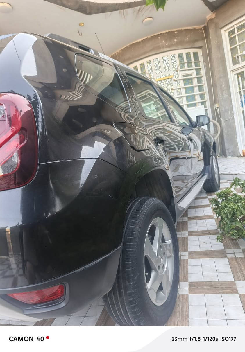 سلام عليكم رينو داستر 2018 مكفوله كير محرك حداديه باسمي رقم إنكليزي وسنويه 2031  رقم كربلاء ومكان السياره حله مركز المدينة  الاتصال ***********
