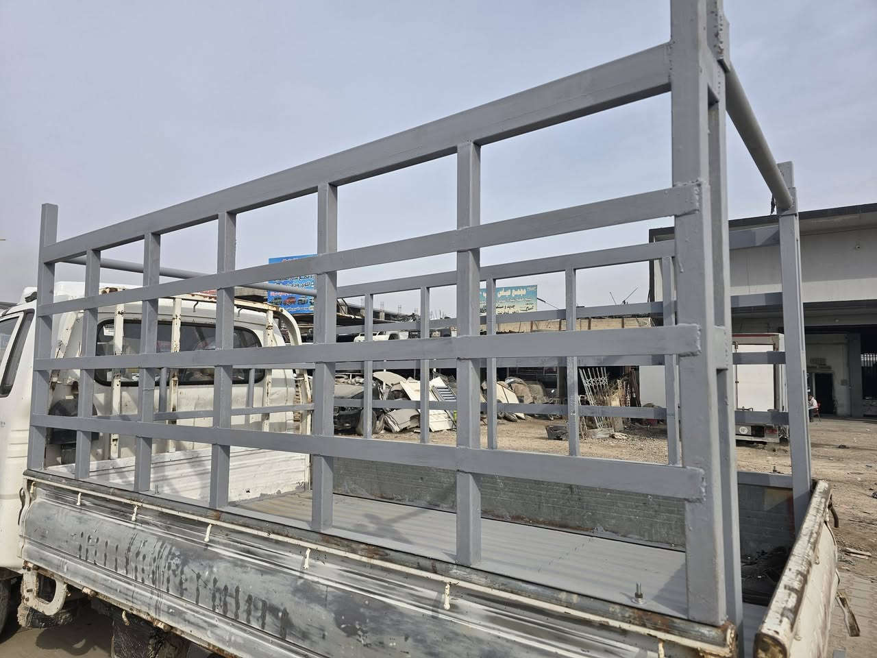 السلام عليكم 
محجر كيا للبيع 2700
السعر 200
***********
