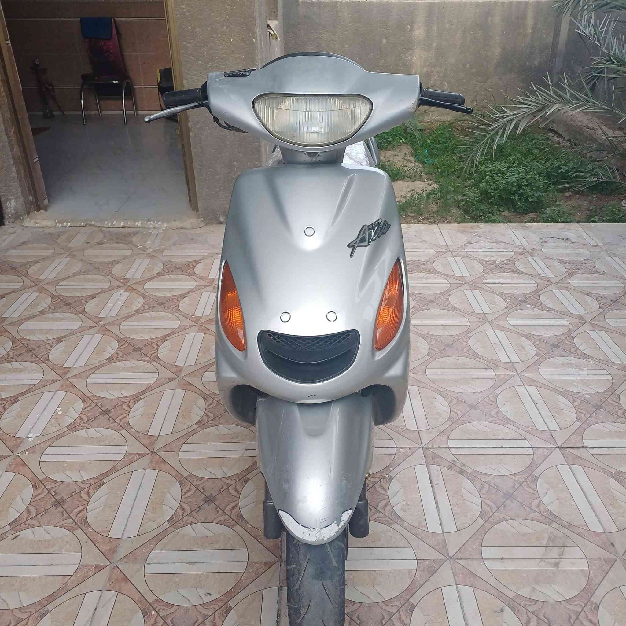 حاويه مستخدم عداد مايشتغل شرط الفحص في الرميثه مليون و١٠٠ اتصال ***********
