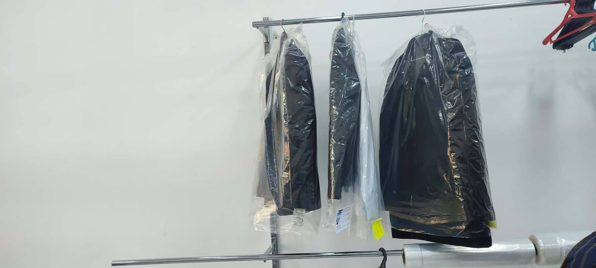 " للثقة عنوان وأحنا عنوانها "
السلام عليكم 
مكوى البغدادي بحلتهِ الجديدة وعروض بأسعاره المناسبه لخدمة زبائننا الكرام  -
للغسيل الجاف لكل من الملابس و السجاد والستائر والبطانيات او لحفان. 

 (( باسعار مناسبة )) 
بالاضافة الى خدمة توصيل مجاني داخل المحافظه 
رقم الهاتف👇👇👇
 ***********
العنوان:- كركوك سايدين حي العسكري مقابيل كماليات طه قرب كاتب العدل
مكوى كركوك
