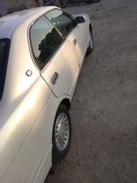 سياره نظيفه بطه صبغ عام بدون ضربه وقصه ونقل جثه سياره جاهزه 100% تبريد...