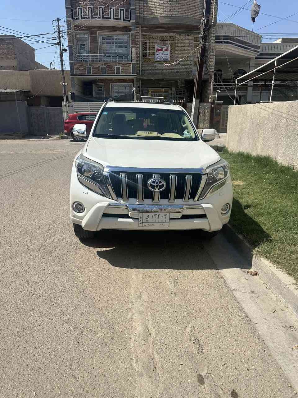 برادوا 2015 فئة VX ابيض بغداد ماشيه 88 الف فول مواصفات لايت عدسه وكشنً كهرباء وتبريد دشبول لكزز كشنات الخلفيه كهرباء حساس امامي خلفي زراك لايت اشاير ولدات ترحيب بيه مكانين بارد بدون صبغ السياره للاتصال ***********
