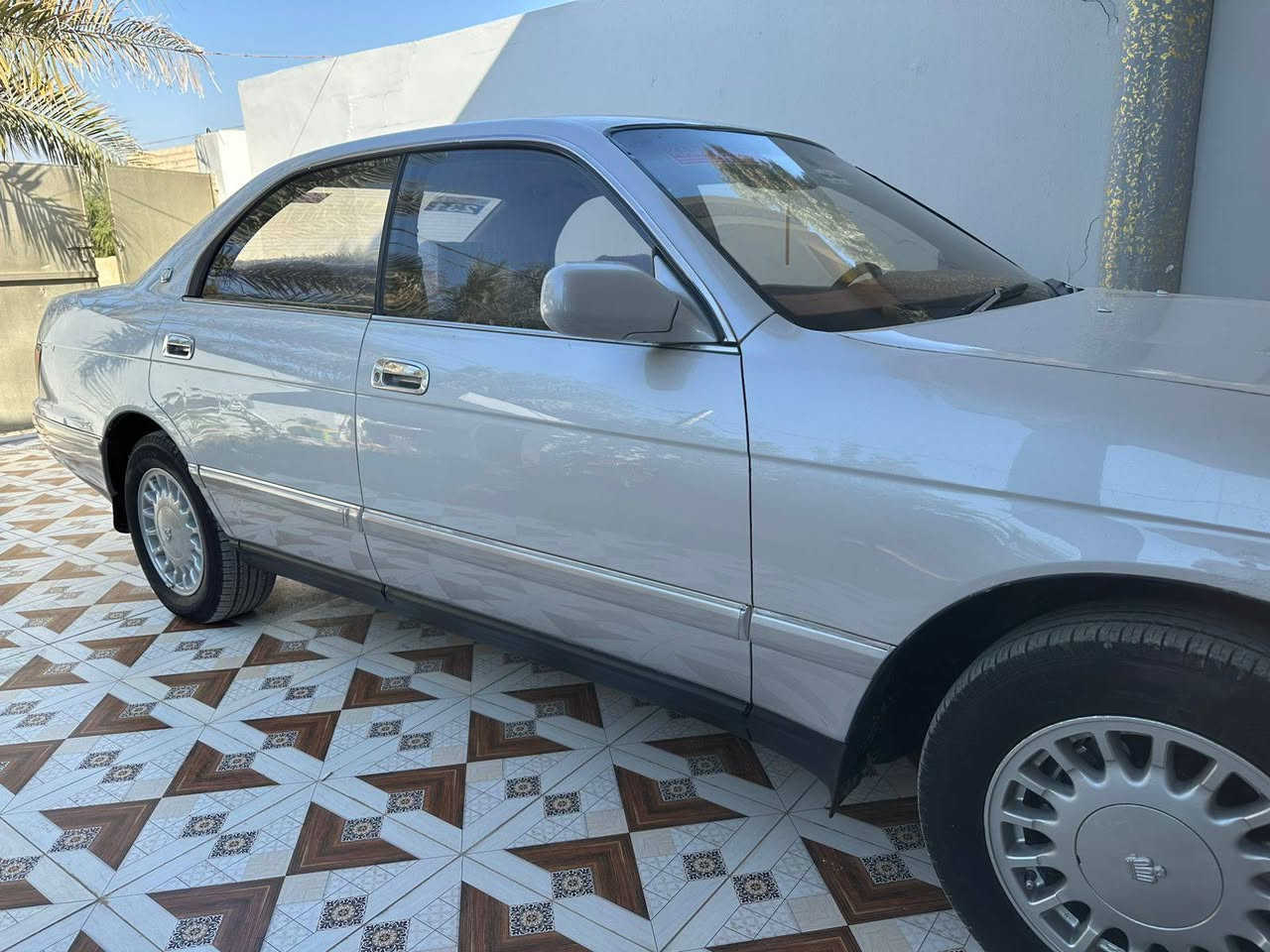 السلام عليكم للبيع فقط بطه منفصل رقم كركوك موديل 93 مكفوله كفاله عامه من كص ونقل وصوليات تحويل وصبغ كفاله مكينه كير2500 مكفولات تبريد ثلج حداديه امامي خلفي جديد لوي بلاد كهربائيات شغاله سنتر لوك شغال جام كهرباء شغال سياره جديده وجاهزه مكان سياره ديالى المقدادية اتصل ودلل ***********
