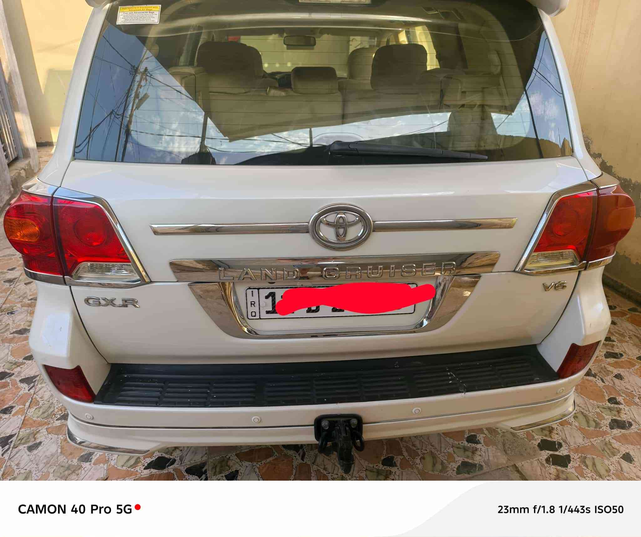 لاندكروز 2013 رقم بغداد الدولي بأسمي شخصيا بيه جاملغ امامي مبدل فقط بريم اصل محرك 6 سلندر السعر 330 ***********
