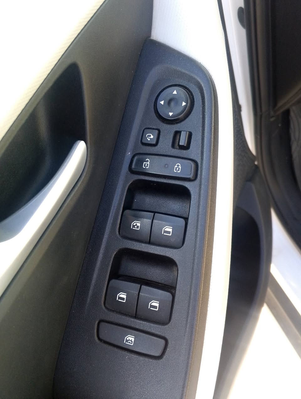 السلام عليكم هوندا موديل 2023 رقم بغداد مكان السياره البياع او حي العدل رقم ***********السعر155
