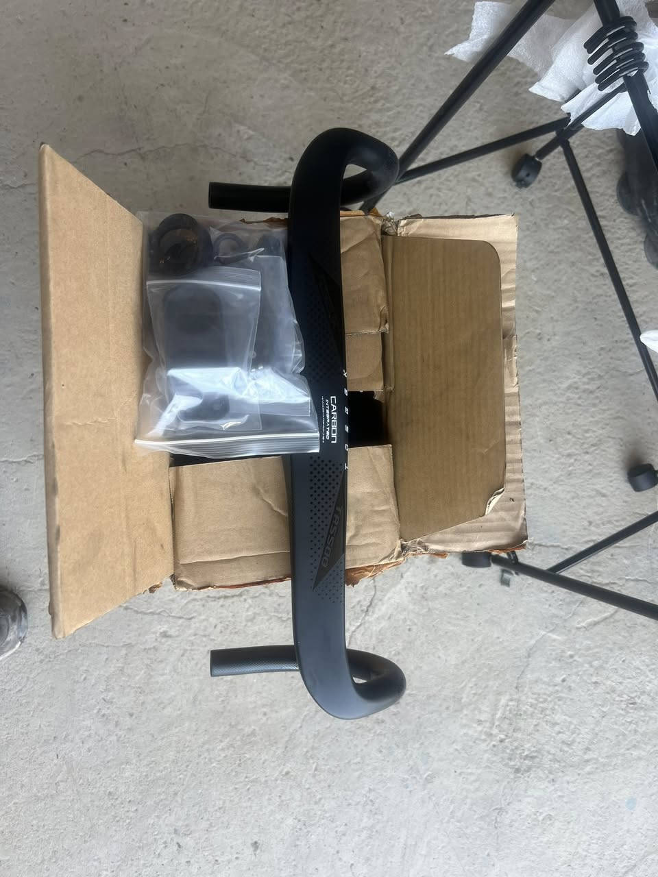 السلام عليكم جميعا فريم المنيوم كامل مع الماشه سكان كاربون للاستفسار ***********
