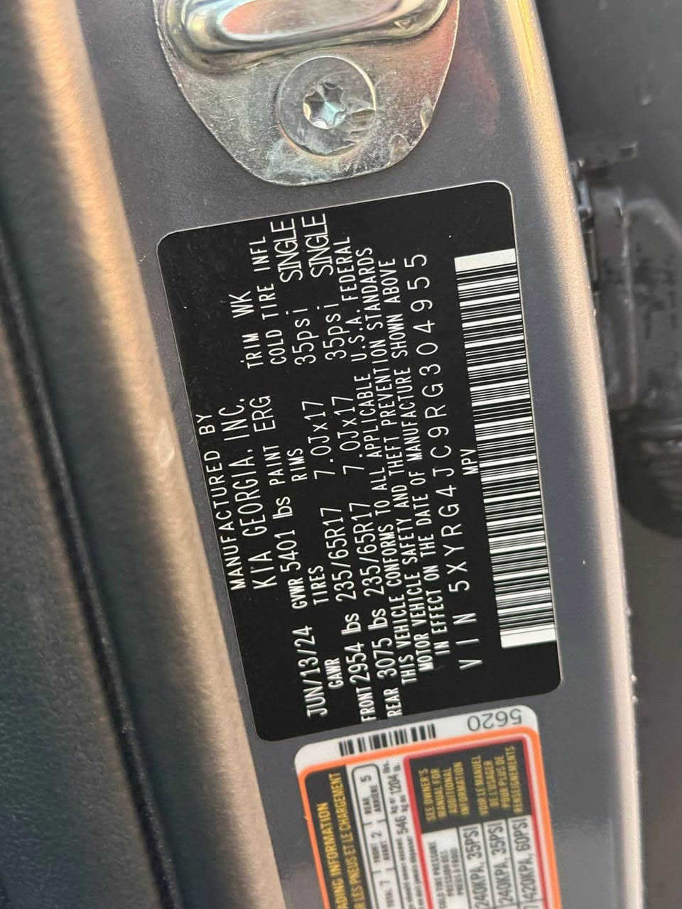 سورنتو 2024 وارد امريكي نص فول مكينه 2500 سبعه راكب بدون بجم بدون ايرباك حادث باب وجاملغ مبدلات سياره كلش جديده دخول جديد ترقيم جديد 
السعر 225 
بغداد الزعفرانيه ***********
السياره داخل كتاب شهداء - تستلم وكاله بغداد, العراق
