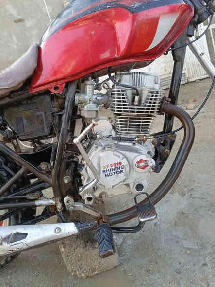 السلام عليكم دراجه 5كير للبيع دراجه جاهزه ما ناقصه شي كلك اللسعر 275وبيه مجال اللشراي السراي يتصل ماكو خاص ***********
