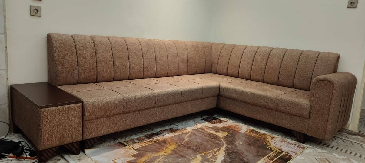 ديوان للبيع فصال حديث شغل توصي خشب عراقي ثقيل  وقماشو والاسفنج ارقى  نوعيه
 قياسو  5 أمتار ونص
 صارلو أسبوع من فصلتو بب٥٤٠
ابيعو بب٤٧٥
***********
موصل شقق الخضراء الجانب الأيسر
