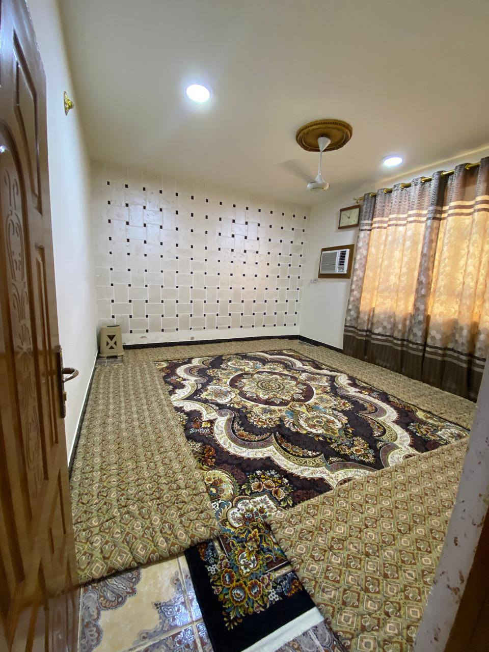 أللهم صل على محمد وعلى آل محمد
دار للبيع مساحة ٣٠٠ متر موقع بانزين خانه بيت ركن شارع تبليط بيت مرتب يرهم بيع ويرهم مراوس للإستفسار الاتصال *********** ***********
https://t.me/nmnmnmnk تل كرام جميع عروض وسعار
