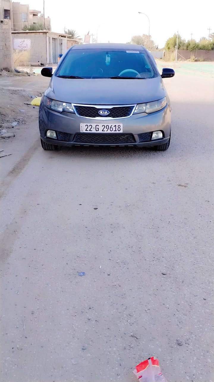 سلام وعليكم كيه سيراتو موديل 12 خليجي كفاله عامه من صبخ والمعجون مكينه وكير بلادي كفاله ما نقصه برغي واحد الرشراي تصل ***********
