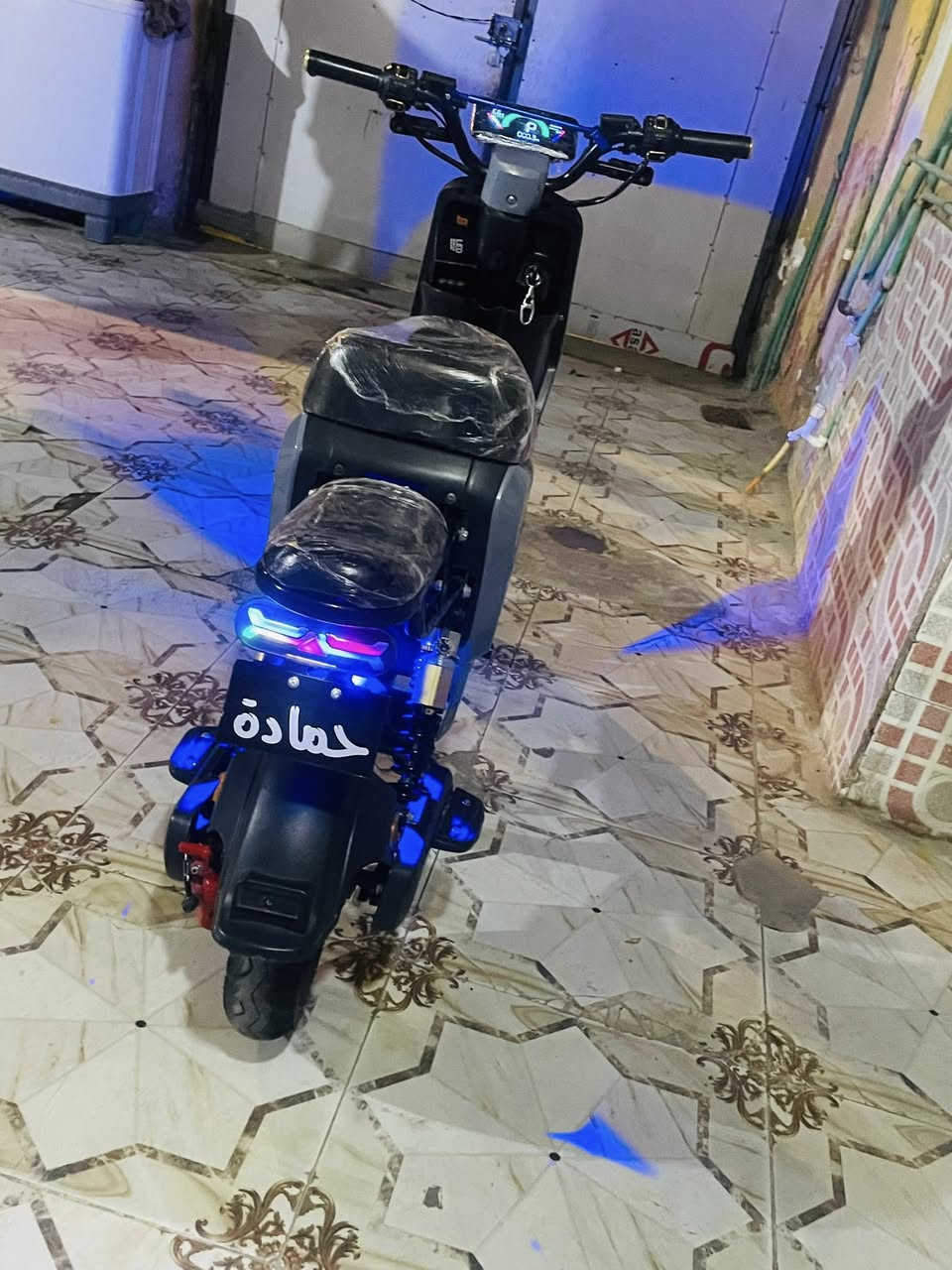 سلام عليكم دراجه لبيع جديده كامله بطاريات قبل سبوع شاد دراجه نضيفه بطاريات /32بكاني قبله حي شهداء رقمي ***********سعر475
