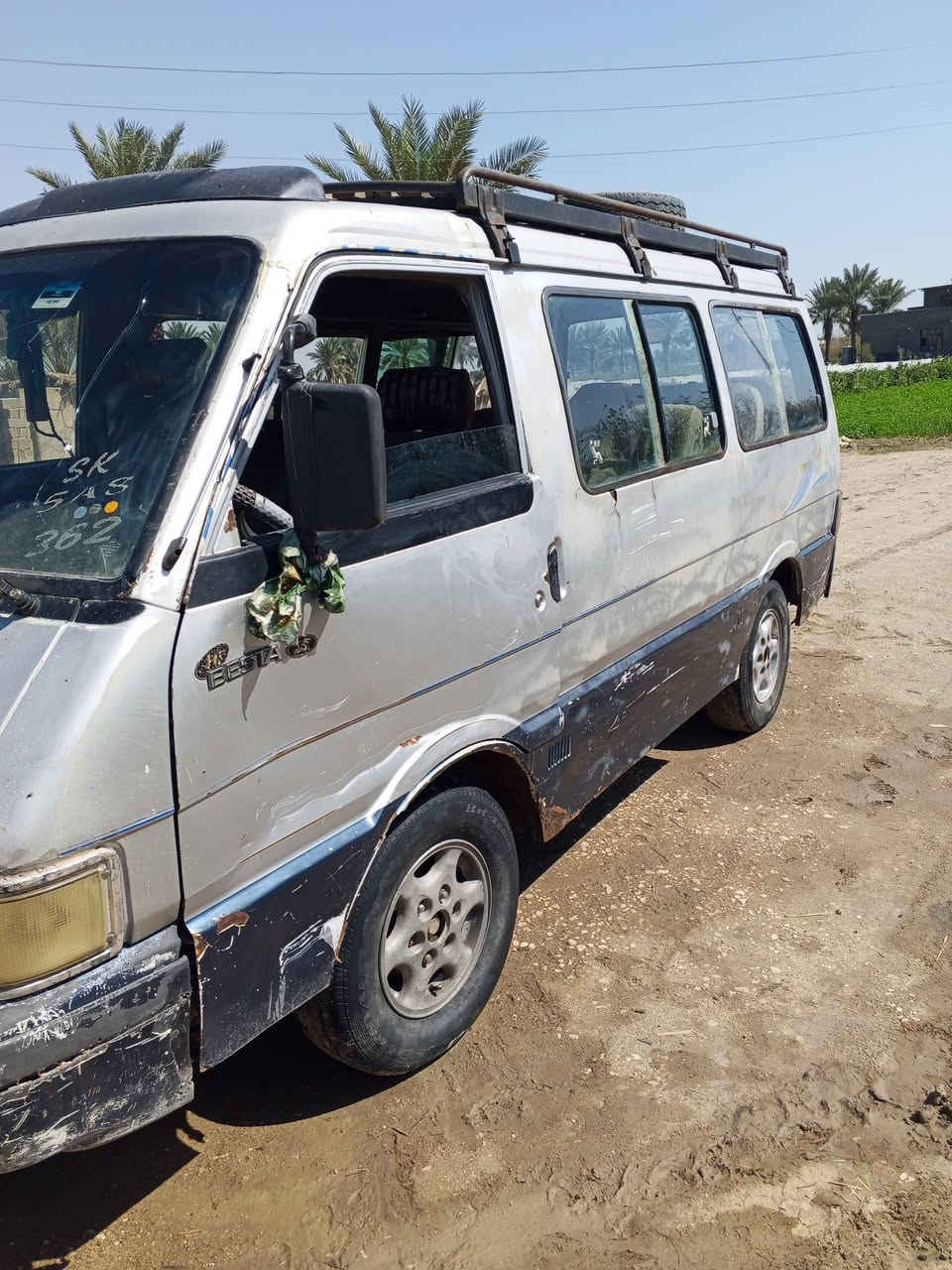 السيارة للبيع المكان محافظه بابل المشروع المسيب علا جسرالسريع منطقه المنصوريه سياره كير اكسن مكفوله كفاله عامه قطره تنقيص ما بيها الرقم ***********
