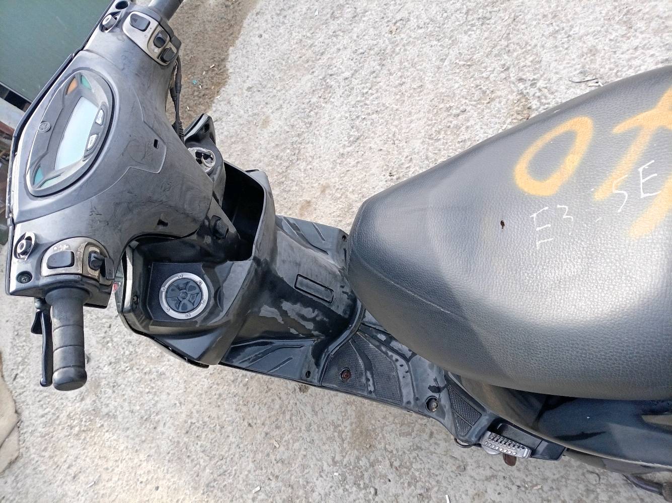 دراجة جي تي ار نظافه 95٪100
كهربائيات فول شغل واطلع كفالة عامة مكفوله مال رمبه صار شهرين مشتريها اوراق كاملة 