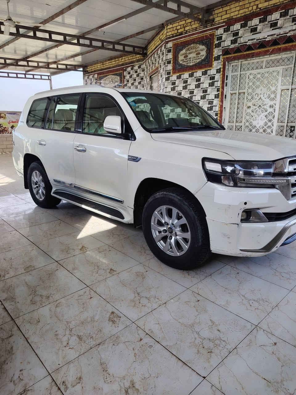 سلام وعليكم البيع لاندكروز موديل 2009 مكفوله من گلبه والتجيه السياره. جديد معنه كلمه ماذب عليه ولا الف   سياره جديد بسمي . تكم مكفوله قماره مكفوله تخم تاير جديد سياره ماماشيه جديده سنويه لغايه 28 تحويل مباشر رقم نكليزي ذي قار مميز السعر 250وبيه مجال للشراي مكاني ناصريه ***********
