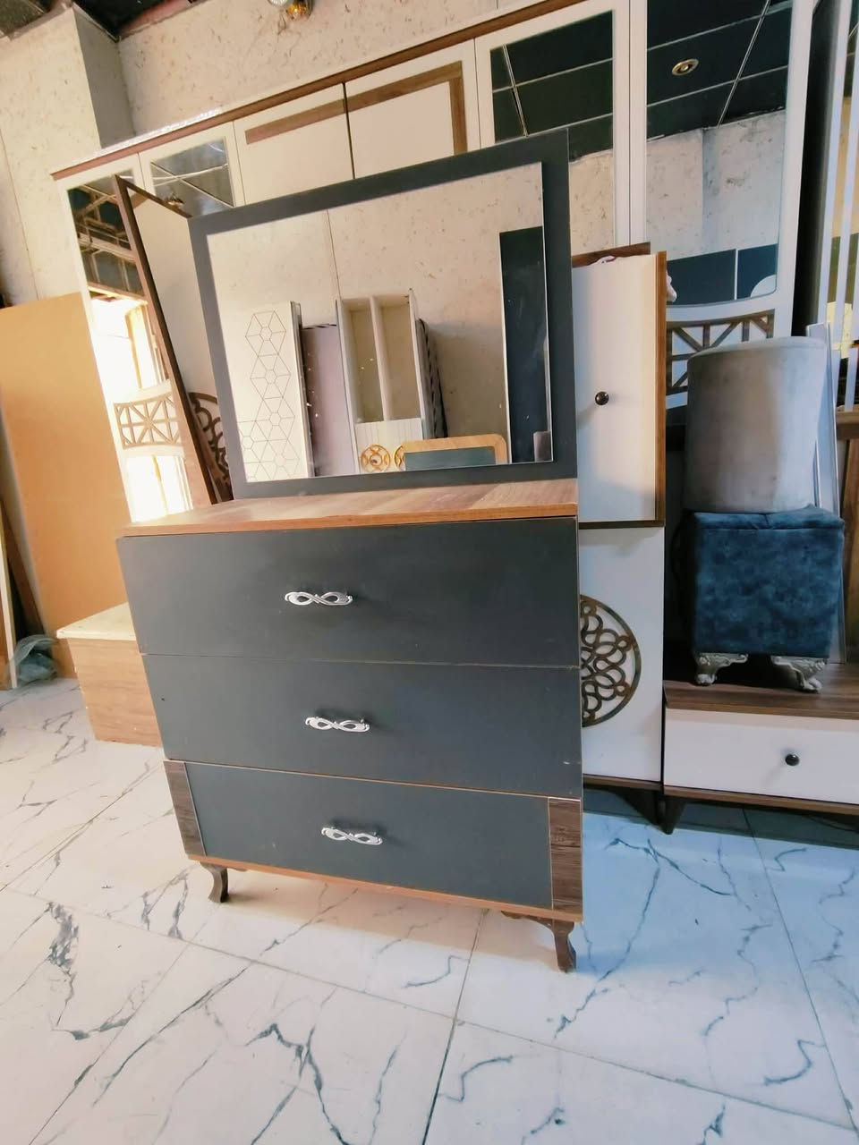 غرفة تركي نظام سلايت  ❤ ✨
نظافة 95 / 100 ❤✨ 

السعر 425 قفل مع الشد 🪛ونقل 🚙

داخل بغداد متوفر توصيل لجميع المحافظات 🇮🇶


**إذا كنت صاحب هذا الإعلان وتريد حذفه لأي سبب، رجاءا أرسل رسالة إلى الدعم الفني**