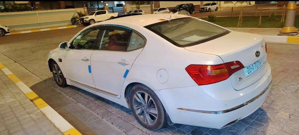 كيا كادينزا 2011 مكينه 2700 ميكنه جديده سنويتها منتهيه صارلها فتره السعر 70 وبيها مجال الاتصال ع الرقم *********** البصرة, العراق
