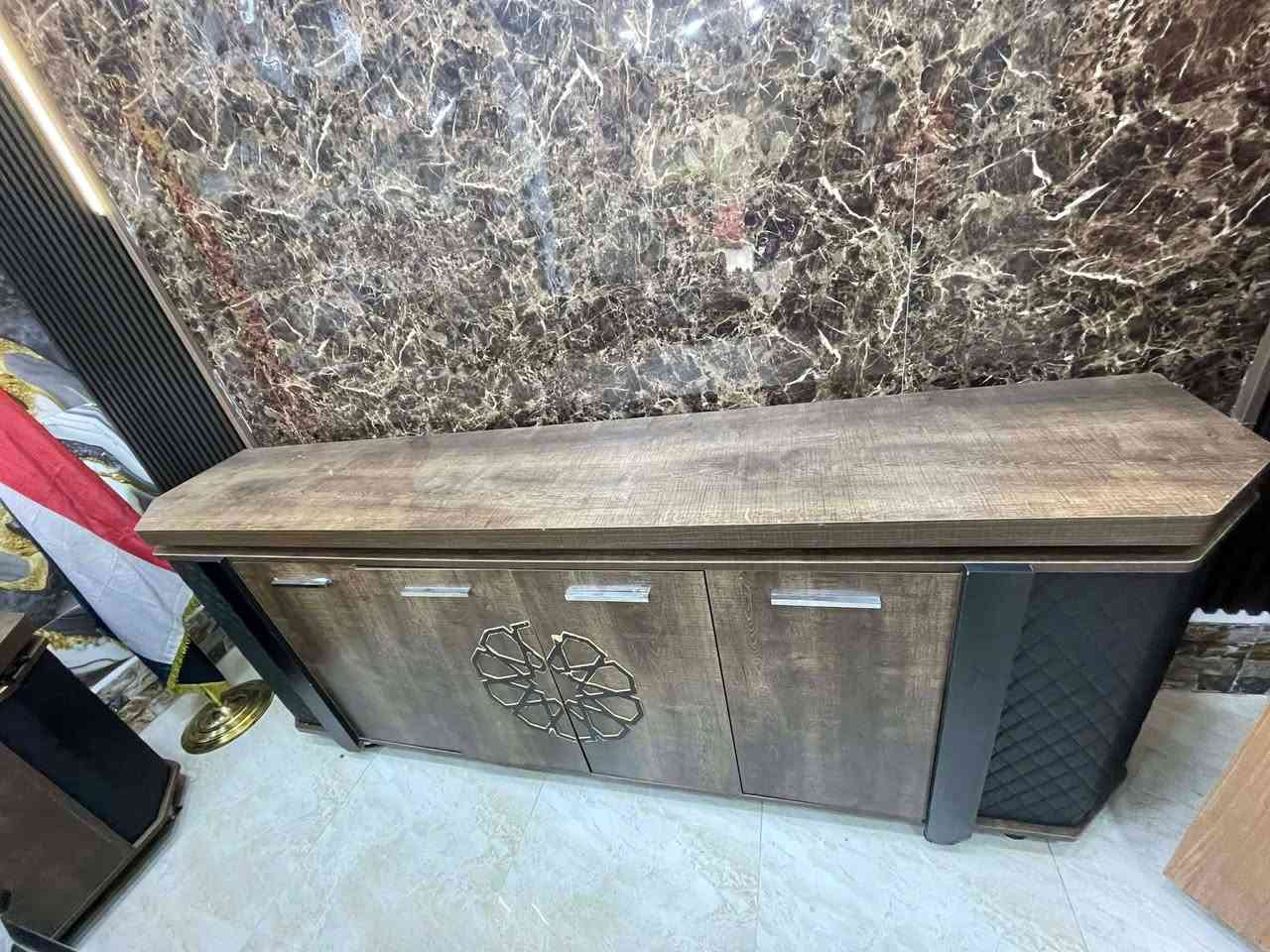 #غراض_مكتب_للبيع_
#بيع_شلع
ميز مكتبي  4 قطع 

وديوان 3 قطع 
 + والكرسي 
+ بوفية مكتب 

السعر مليون و 250

 1.250.000 قابل للتفاوض

مكان موصل حي المثنى

الطلب والستفسار التواصل
***********
***********
كل الأرقام واتساب اتصال
