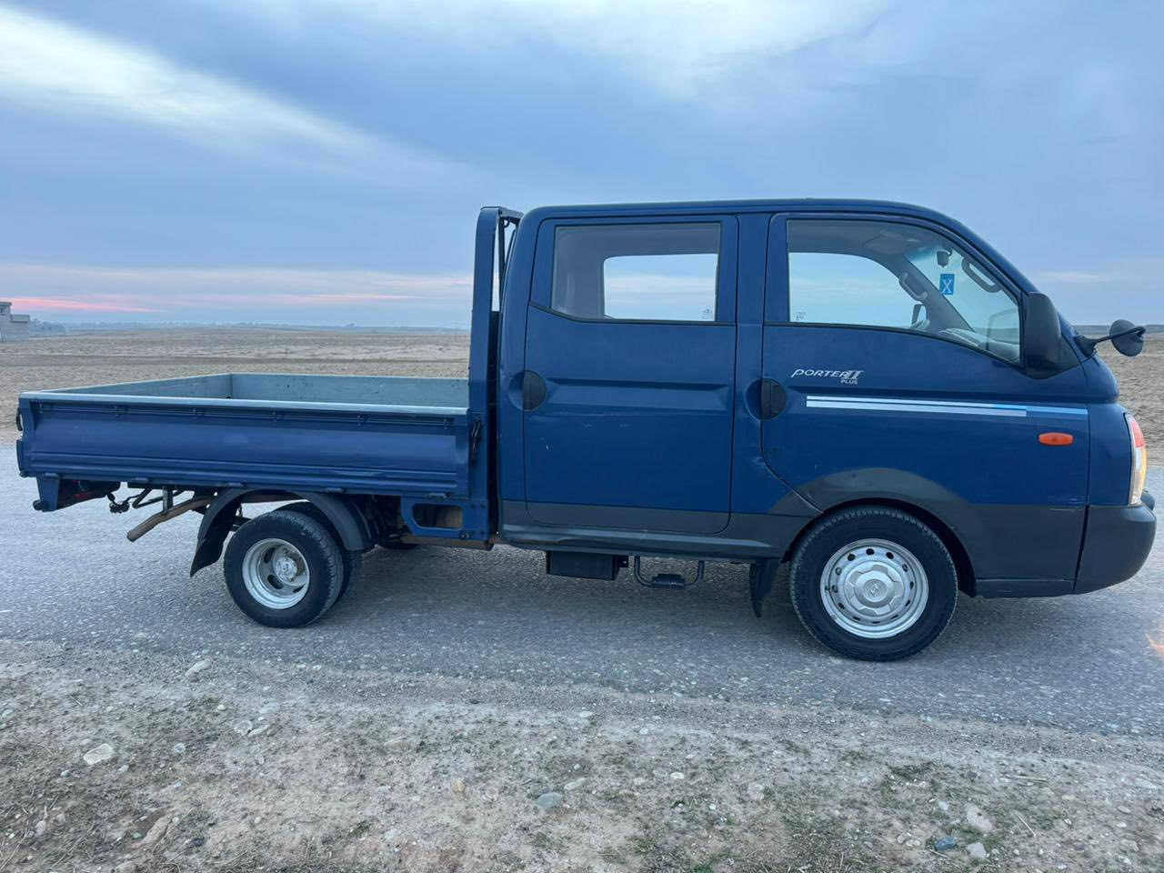 السلام عليكم 

للبيع هونداي بورتر 2010 

‭0782 244 7955‬
