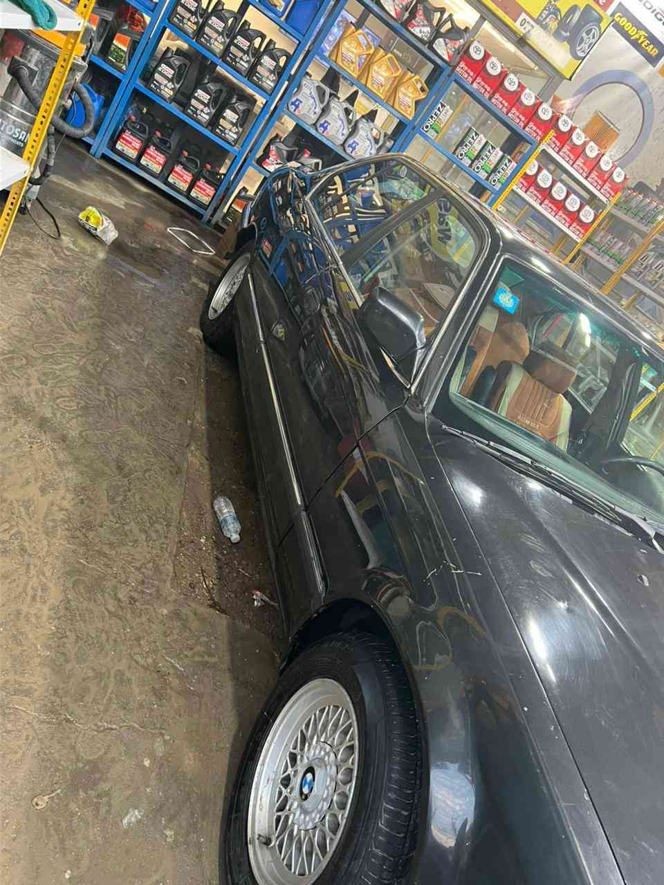 بيم موديل 1990 حجم 735جاهزة من كل النواحي تبريد شغل تخم تاير حداديه جديد السيارة جاهزة السيارة احلى من الصور مكينه مفتوح تحويل تحويل الاتصال علا الرقم *********** السعر 36$ غرفة جديد
