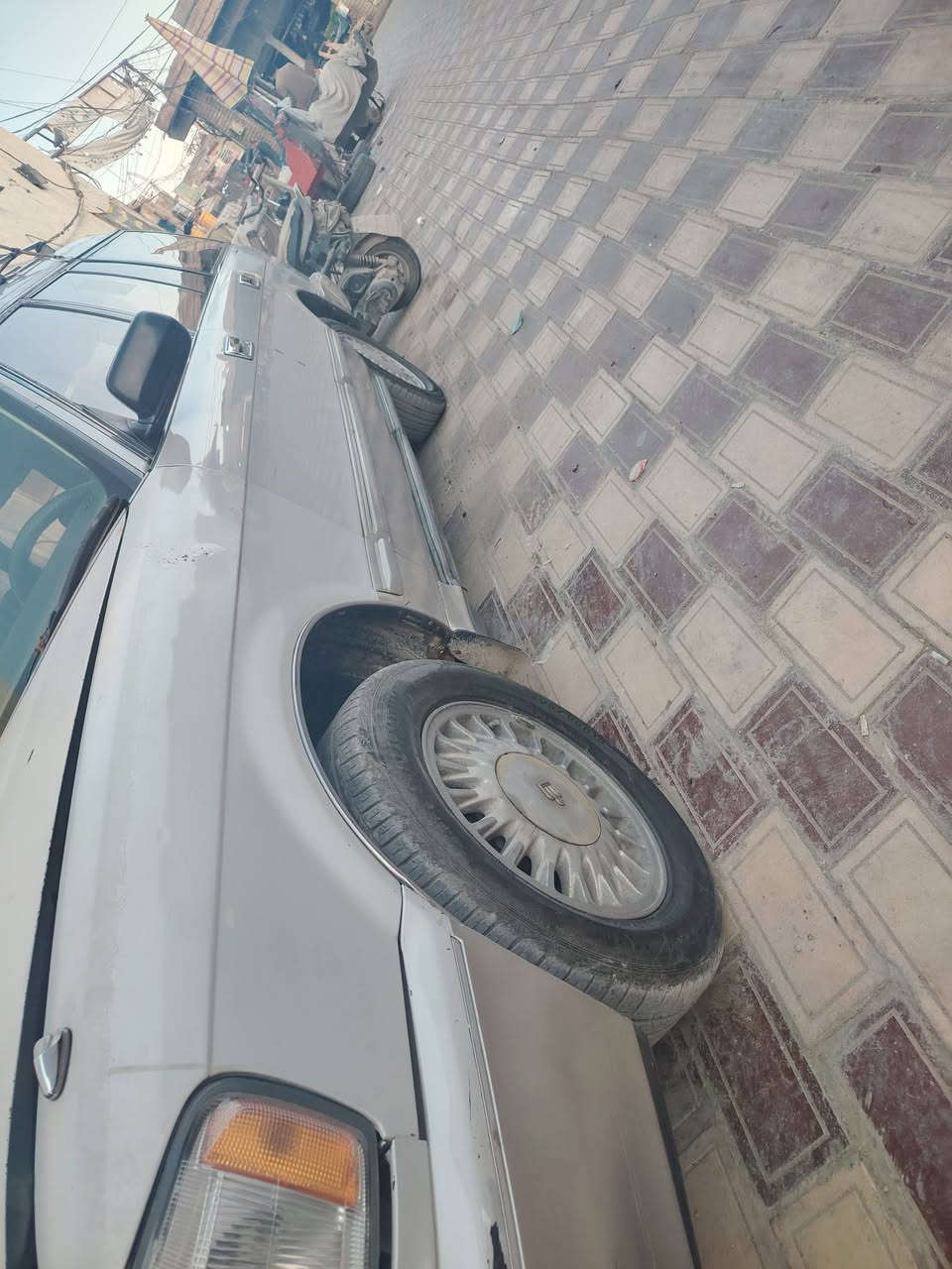 بيع مستعجل 
كراون ارنب استيشن للبيع  
موديل 1991 
مكفوله من ضربه والصبغ والنقل جثه واصوليات والعيب الشرعي ماعدا الذيل الي بصفحه الايمن  خياس قليل جدا فد اصبعين مثل ماموضح بصوره  رقم جديد انكليزي انبار مشروع وطني وبسمي مداور ثاني يوم.سنويه مجدده
  داخله هزه 
تبريد ثلج ويه السويج حداديه جديده تخم تاير 
اخوان السياره جاهزه اترايك للفاو
الصور هسه اخذتهن ونشرت مو قديمات سياره احلا من صوره تجي واتشوف بعينك 
  سعر 68 وبيه مجال تجي واتشوفه وبيك خير وتدلل
مكاني الديوانية قضاء الشامية 
استفسار
 ***********
***********
