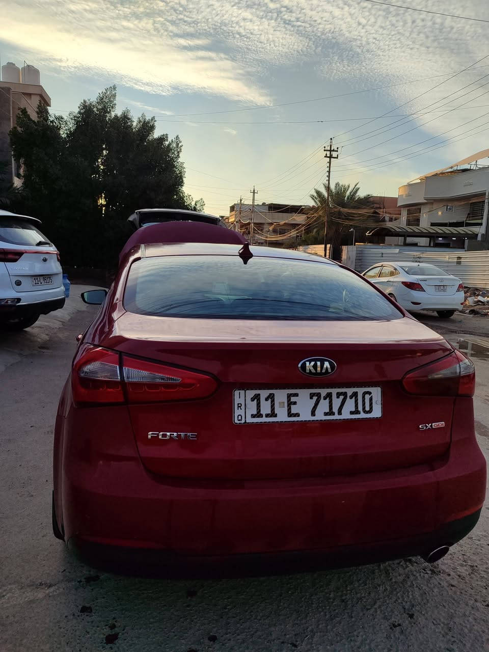 السلام عليكم
للبيع فورتي ٢٠١٦ وارد كندي فول مواصفات 1/1 فئة sx /vip 
رقم بغداد
 حادث سطحي بنيد مصبوغ
و جوه الرقم الخلفي مسطرة صبغ،
*فتحة سقف
*بصمة
*أبواب بصمة ترحيب
* كشنات جلد تدفئة تبريد
*كشن خزن ميموري كهربائي للسائق

*اربعة أنظمة قيادة - نورمال / ايكو اقتصادي / كومفرت / سبورت
* ستيرن تدفئة
* شاشة كبيرة بلادي
*تبريد قطعتين
*محرك gdi 2000
السعر (118) $ 
العنوان / بغداد
*********** واتساب
