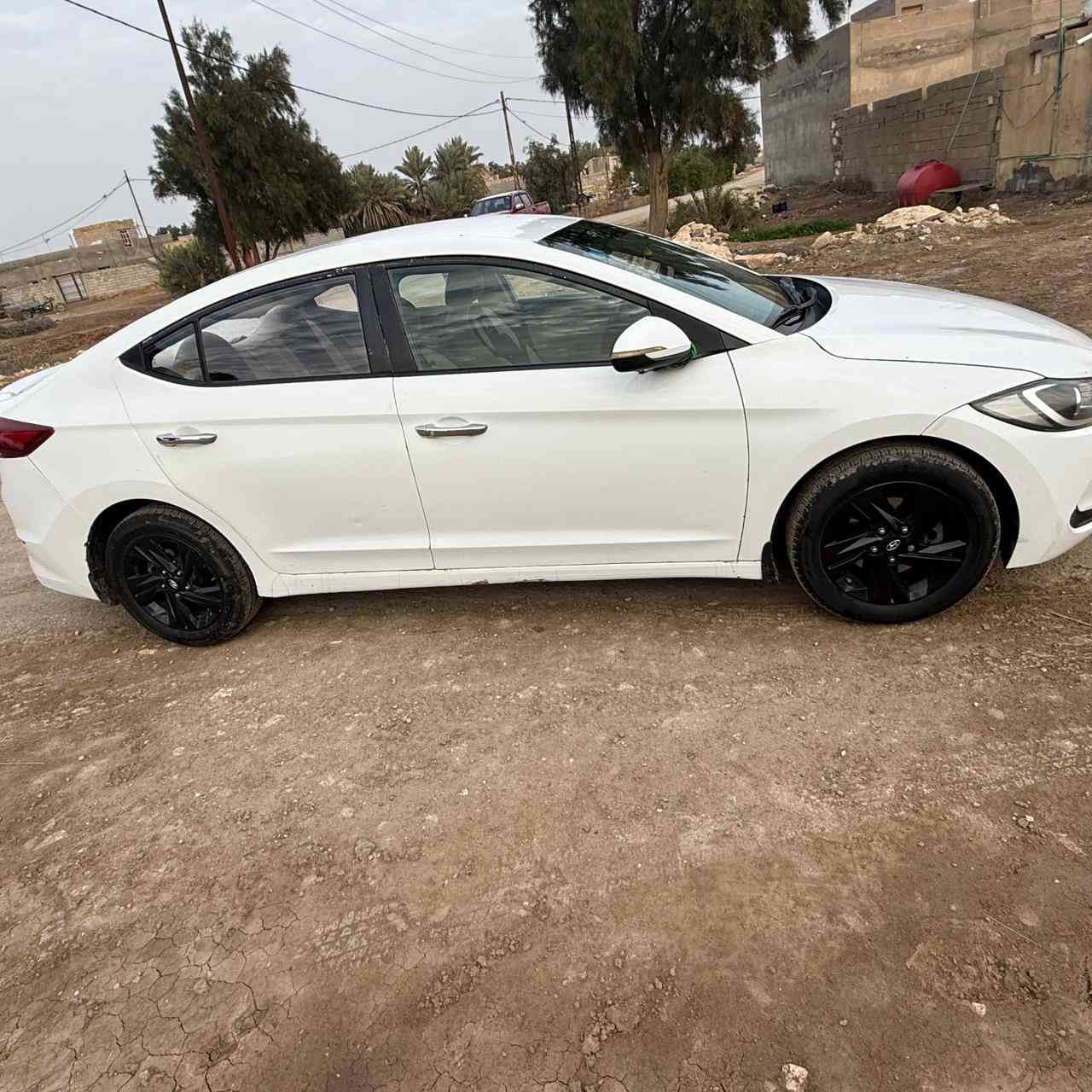 النترا موديل2017خليجي مكينه 2000دوش مامفتوحه ع شرط تخم تاير حداديه كله جديد سياره رقم مثنى انكليزي بسمي تحويل مباشر جاهزه من كلشي بيها رشات صبغ 3قطع سياره بدون تبديل  السعر125$وبيها مجال بسيط مكان الرميثه غير متواجد ع نت اتصال ***********
