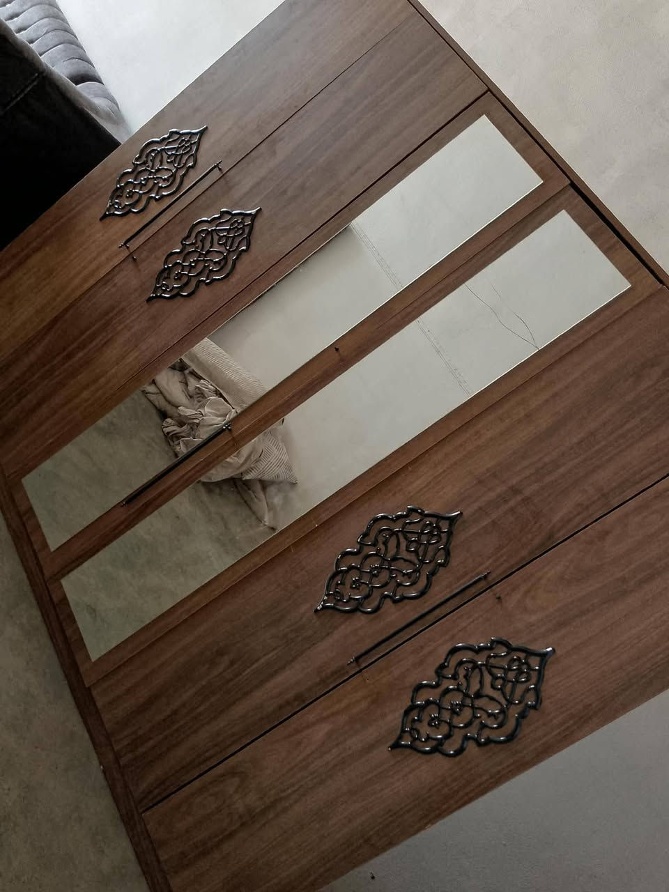 يا الله يا رزاق غرفه النوم ويا الدوشك كلش نظيف ما بي عيب سعر300 شراي راسلني خاص


**إذا كنت صاحب هذا الإعلان وتريد حذفه لأي سبب، رجاءا أرسل رسالة إلى الدعم الفني**