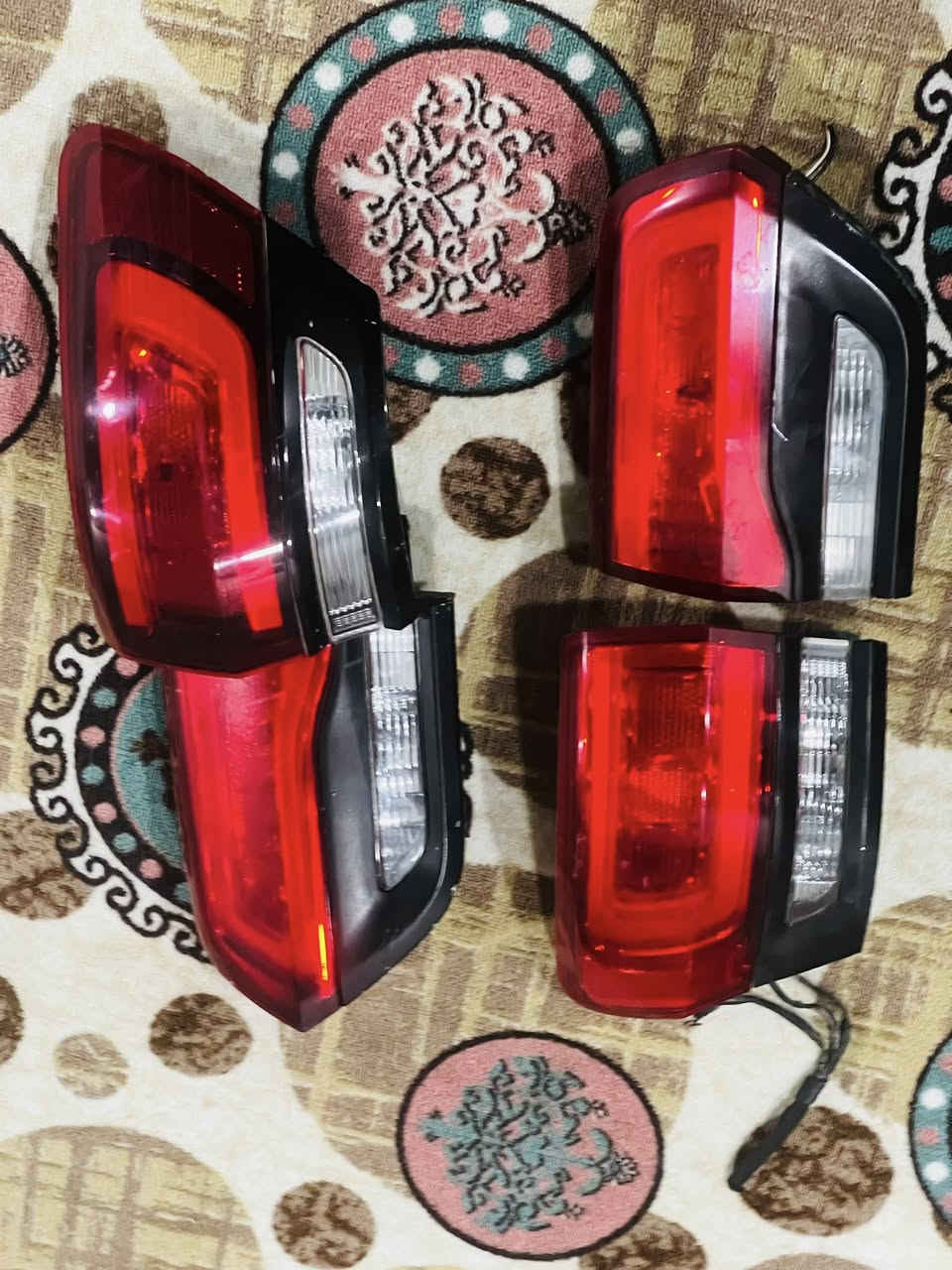 بك لايت جيب اصلي مال تفصيخ السعر 400 الف***********
