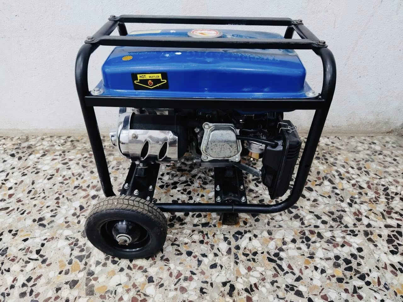 سلام عليكم مولده تايكر كوريه الباب الاول بانزين.3كيفي كيفي12امبير ملف نحاس . الحجم الكبير . مولده كلش نضيفه مشتغلا  شي قليلً بلاديه مداخله اي تصليح نكره بالتشغيل السعر190مكاني  بغداد الشعب ويوجد خدمه توصيل داخل بغداد لرقم الهاتف***********
