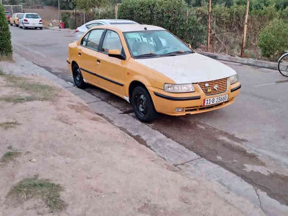 سلام عليكم سمند موديل 2011 نضيفه مابيه نقص غرامات هيئة مرور مصفره رقم بغداد دولي اتصال ***********
