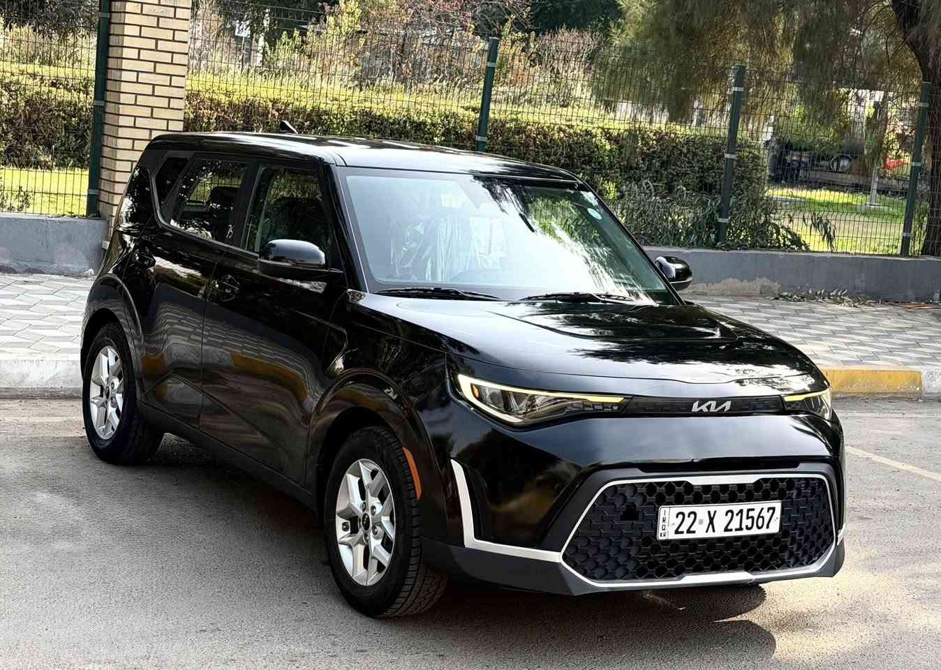 للبيع فقط بدون مراوس
كيا صول الشكل الجديد موديل 2023 
ترقيم جديد اربيل بسم شركة
 تحويل لو وكاله مضمون بضمانتي
حادث دعاميه فقط وشبر بارد بحافة البنيد  سياره كلين بدون صبغ بدون ايرباك 
سيارة جديدة كولش بدون اي نقص 
ماشيه 63 ألف مشي امريكا فقط
مواصفات 
شاشة الكتروني ديجتل 
محرك 2000 دوش 
رادار امامي 
رادار جانبي بلمري
رادار خلفي
هيترات كشنات وستيرن
شحن واير ليس
لايت لد وزنن 3 عدسات
بكلايت لد
مانع انزلاق
نظام نقطة عمياء 
كروز مثبت سرعة
شاشه كبيرة كار بلي 
كامرة دوارة 
تحديد مسار / قيادة ذاتية 
توقف ذاتي  / تنبيه مسار
اشارة ترحيب / اطفاء ذاتي 
تحكم جهتين ستيرين
حساس اطارات 
3 وضعيات قياده
‏ SPORT-SMART-NORMAL
--------------------------
سعر مناسب 158 وبيهة مجال بسيط 
مكان السيارة بغداد العطيفيه
للأستفسار ***********
