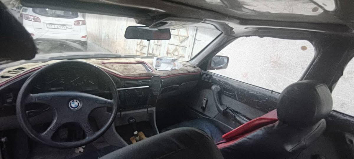 السلام عليكم 
بي ام دبليو 520 للبيع او مراوس
محرك مسكر فانوس
كير عادي
تايرات جدد
حداديه اماميه خلفيه جدد
تبريد شغال
شاشه تاب
كامره خلفيه
فتحه سقف سلايت
جام جوبي
منضومة زنون 
كهربائيات كله شغاله 
محرك وكير مكفولة
رقم تريد تحويل تريد وكاله 
مكان سياره كربلاء المقدسة
رقم ***********
سياره بيها جراد قماره وبنيد 
السعر 40 و بيها مجال
