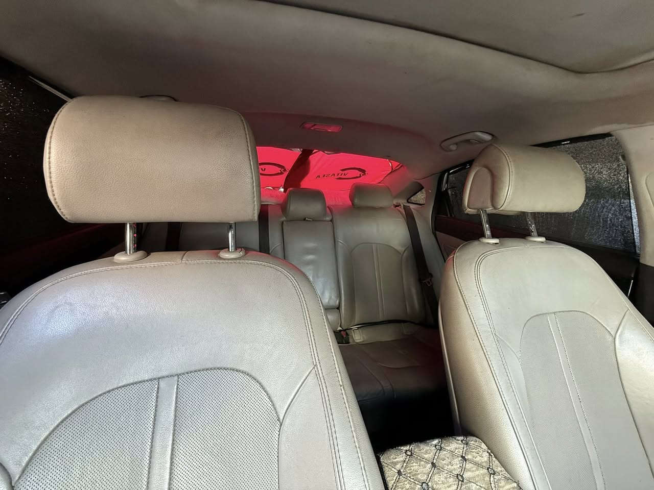 السلام عليكم
سوناتا 2017 فول مواصفات 1/1ويرهم مراوس حسب القناعه 
للستفسار ***********
