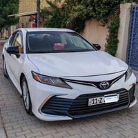 كامري LE • ٢٠٢٢ • بدون صبغ
