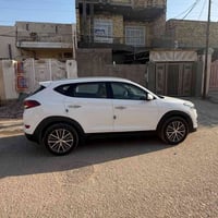 توسان مديل 2016 مكفوله كير ومكينه وبيها ضربه بالصندوق موضحه بالسونار ل...