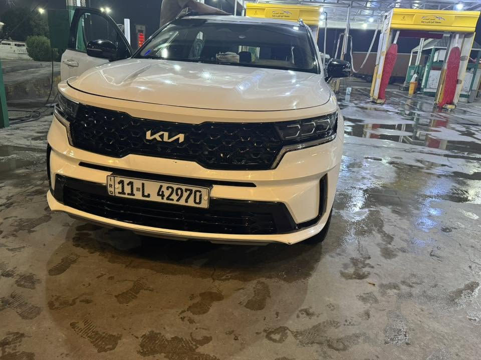سلام عليكم سورتنو امريكي فول مواصفات للاخير عده الفتحه 7راكب كشنات منفصله سياره برغي مابيه نقص ضربته جاملغ وباب صبغ بدون دواخل ماشيه51 الف السياره لوك بسمي تحويل ثاني يوم محرك سمارت تيربو 4X 4وضعيات سرعه شفتات السياره بلاك تجي مكانها بغداد 
السعر215 وبيها مجال للطيبين ***********
