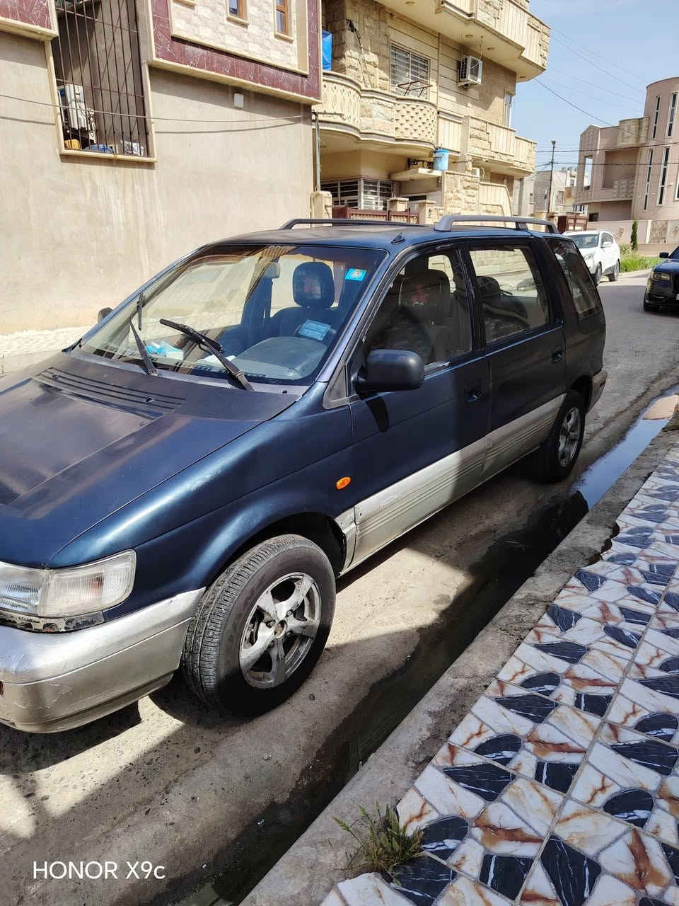 ميتسوبيشي ياباني ٧راكب موديل ١٩٩٥ رقم نينوى جديد سنوية ٢٠٣١ باسمي اني احولك محرك كير شرط تبريد شغال كابون بانزين دوشمة جديدة كهربائيات كلها شغالة طخم اطارات جديد سيارة وضع شركة بيها مكانات تقحيل ومطوزة 
٥٠ ورقة وبيها مجال
استفسار ع الرقم ***********
