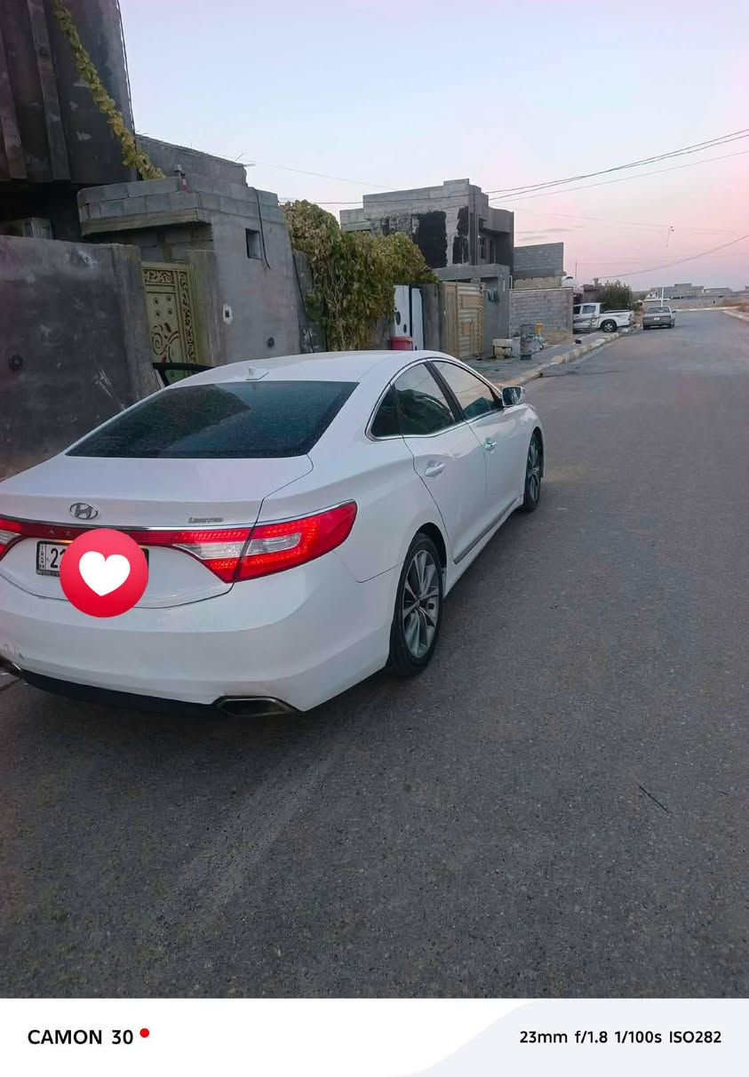 سلام عليكم ازيره وارد امريكي 2016فول مواصفات ما عدا بنوراما تبريد قطعيتين محركv6 كير محرك مكفولاات بيه4قطع صبغ رقم سليمانيه تحويل مباشر السعر 105وبيها مجال بسيط الااستفسار***********
