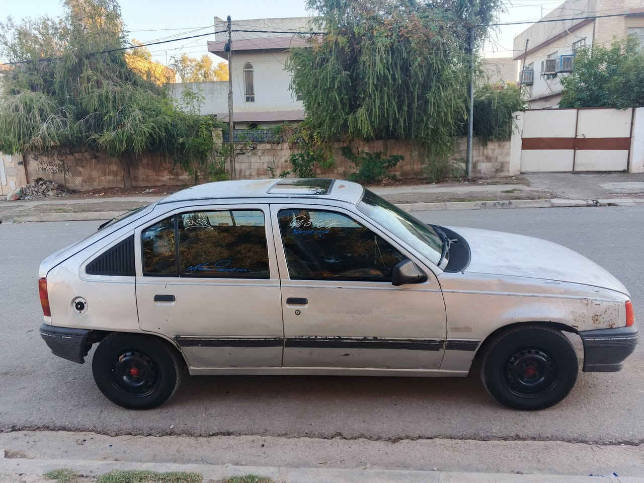 اوبل كاديت للبيع
موديل 91
رقم الماني بسمي بس تحويل بدون وكاله
داخل فكتره اسود
فتحه بل سقف
ستيرن بور
مكينه 16 
طخم تايه جدد
تدفئه شغاله
كير عادي 
سعر 25 بيها مجال شي قليل
شراي خابر 
***********
