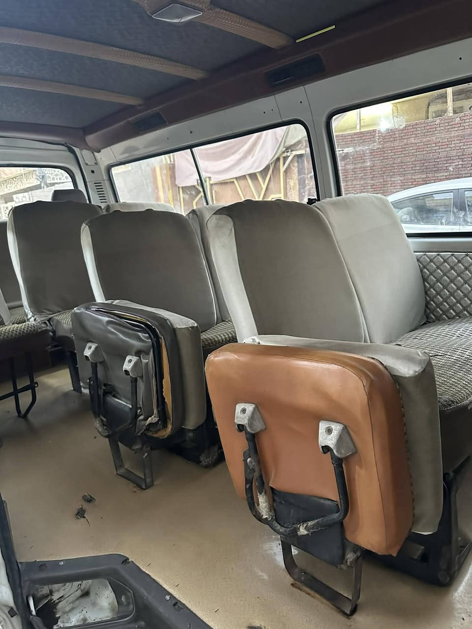 فتون للبيع موديل ١٥ سعر ٨٨ وبيها مجال شيء قليل بيه طخه جوه القبق مال بانزين رقم كربلاء سنويه ٢٠٢٨ رقم تلفوني الاستفسار ***********
