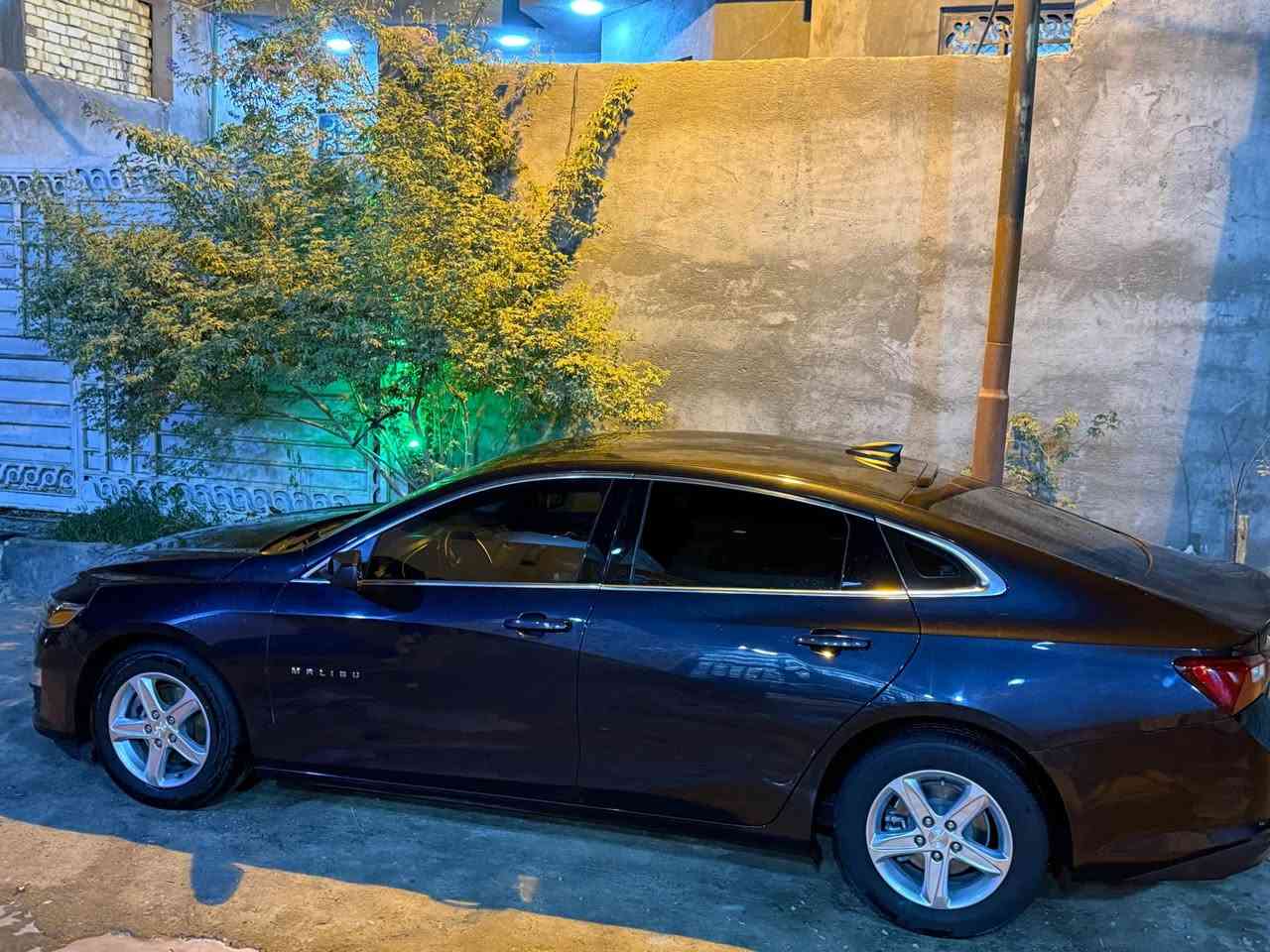 السلام عليكم ماليبو 2023 حره بدون رقم السياره كلشي تمام وجديده حادث مدگر جهة العبري وبنيد مبدلات 
وبل فحص هنا طلع بيها من الخارج قطعتين كلير باب السايق والمدكر الي بصفه يعني صارت 4 قطع باقي كله تمام حداده تبريد گير محرك وكهربائيات السعر 100 وبيها مجال او مراوس حسب القناعه عنوان البصره شط العرب 
1G1ZB5ST7PF176534
وهذا رقم الشاصي لليريد يشوف حادثها

*********** البصرة, العراق
