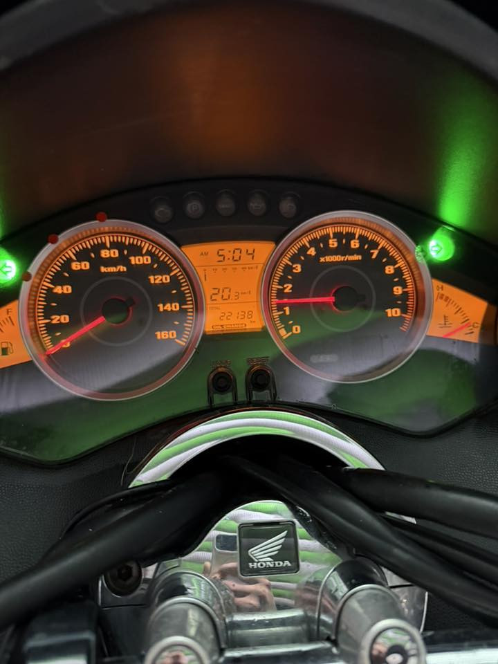 سلام عليكم
فورزه ( صفر 10 ) اسود
S7
دراجه رمبه مكفوله كفاله عامه 
ماشيه( 22) 
مازدات كرستال 
لايت بلادي 
7 كير 4 تحويلات نظام سبورت 
بصمه 
ستان حساس  + كلوب جنطه 
كتلوك 
العنوان / بغداد / ابو غريب 
سعر /16 $ وبيهة مجال 
الشراي يتصل  
***********
