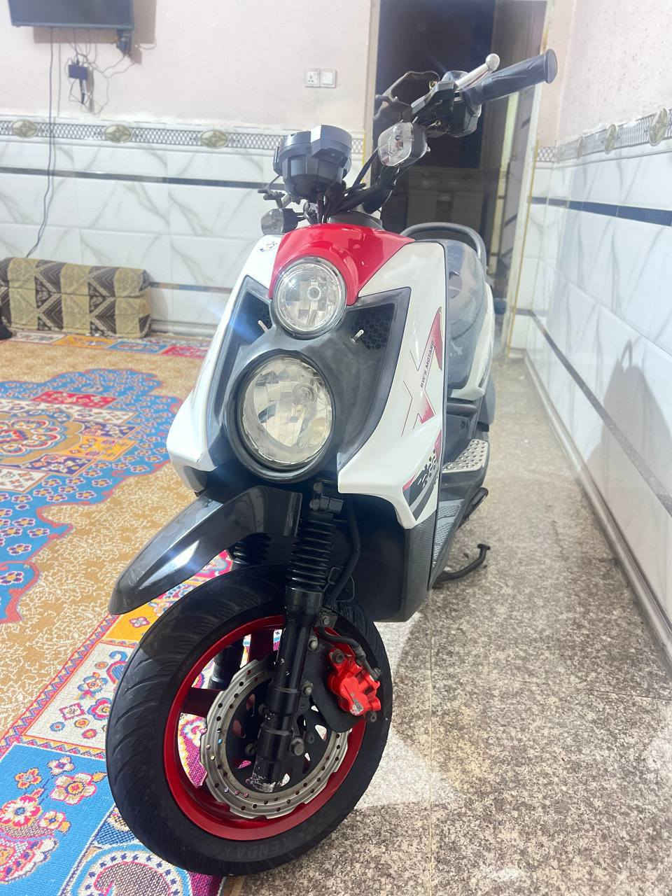 سلام عليكم دراجه سكنس مديل 2018 صاله ٥اشهر طالع من الوكيل دراجه نضيفه حته ماطلع بيه هواي مكاني ميسان حي الحسين الجديد  ***********
