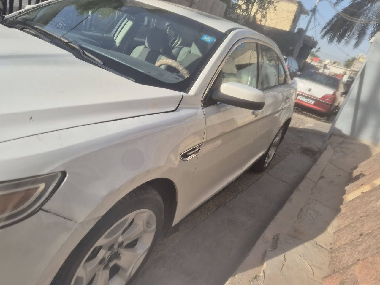 فورد ٢٠١١ بغداد بسمي خليجي فتحه بالسقف تحكمات استير شفتات السعر ٨٩ مال بيع ***********
