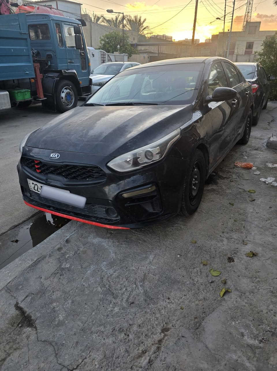 سلام عليكم فورتي موديل 2019 رقم شمالي بيهه قطعتين صبغ فقط مكاني بغداد*********** سعر 113
